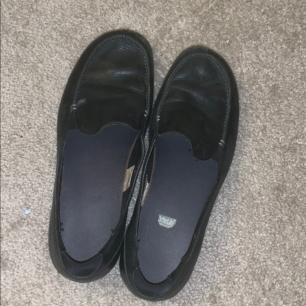 Black lightly worn Merrells